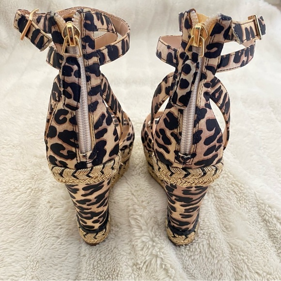 Jennifer Lopez JLo Leopard Print Tan Black Wedge Sandals Ankle Strap Size 7.5 - Picture 10 of 16